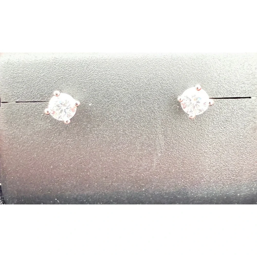 925 Sterling Silver Moissanite Stud Earrings Round Cut Solitaire New Boxed‎